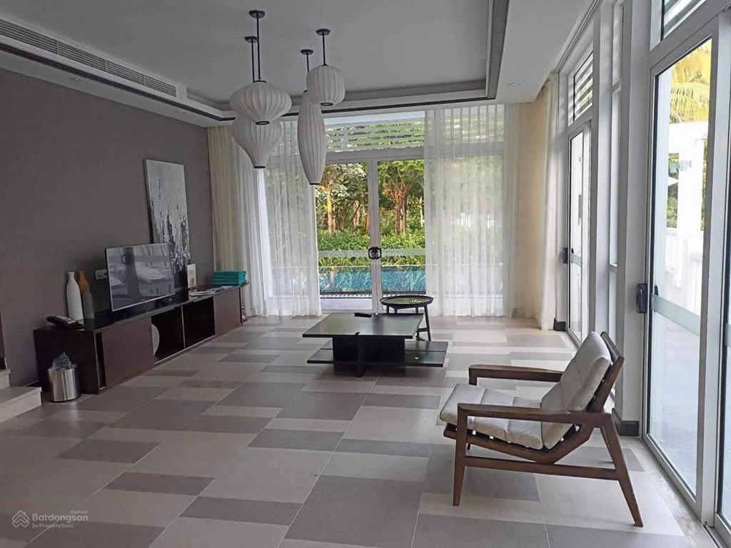 Biệt thự 4pn  840m2 trực diện mặt biển mỹ khê. sở hữu lâu dài vĩnh viễn  sổ hồng công chứng ngay