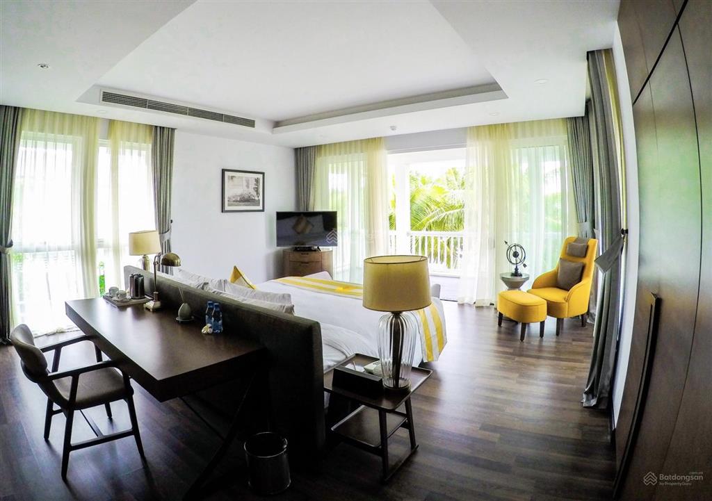 Giảm 2 tỷ cần bán gấp villa 5pn  300m2 ngay mặt biển mỹ khê. sổ đỏ lâu dài sẵn sàng công chứng