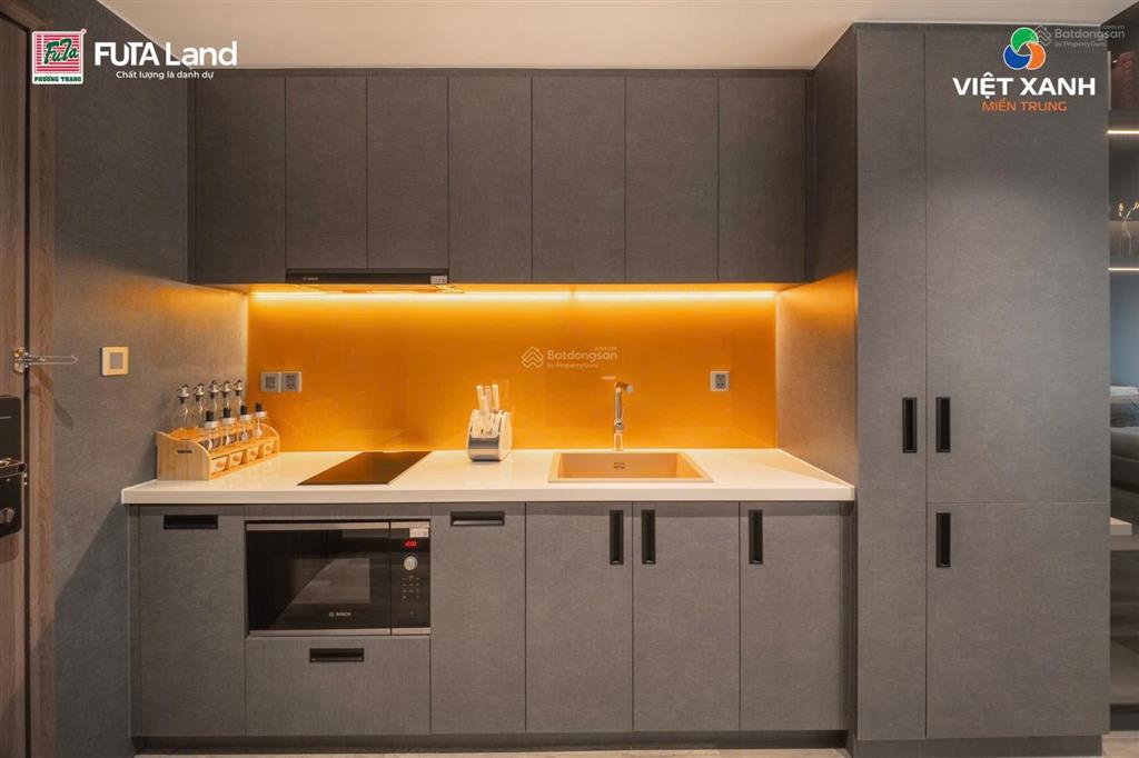 Căn hộ 2pn  98m2 tầng cao view trực diện biển  sở hữu lâu dài. bàn giao vào ở ngay