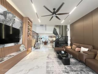 Nhà 3 tầng full nội thất khu euro village 1 ngay mặt sông hàn. gần cầu rồng, gần biển mỹ khê