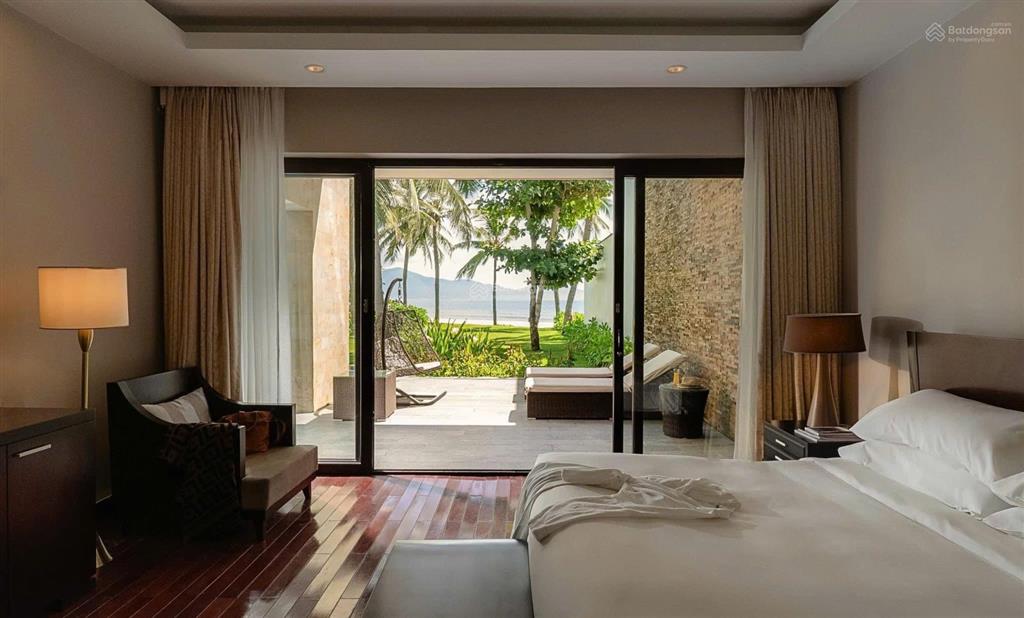 Cần bán biệt thự trực diện biển diện tích gần 1000m2. sổ đỏ lâu dài từng căn  sẵn sàng công chứng