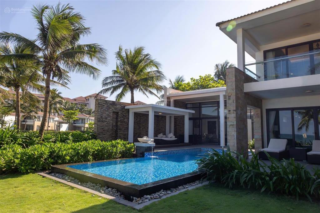 Cần bán biệt thự trực diện biển diện tích gần 1000m2. sổ đỏ lâu dài từng căn  sẵn sàng công chứng
