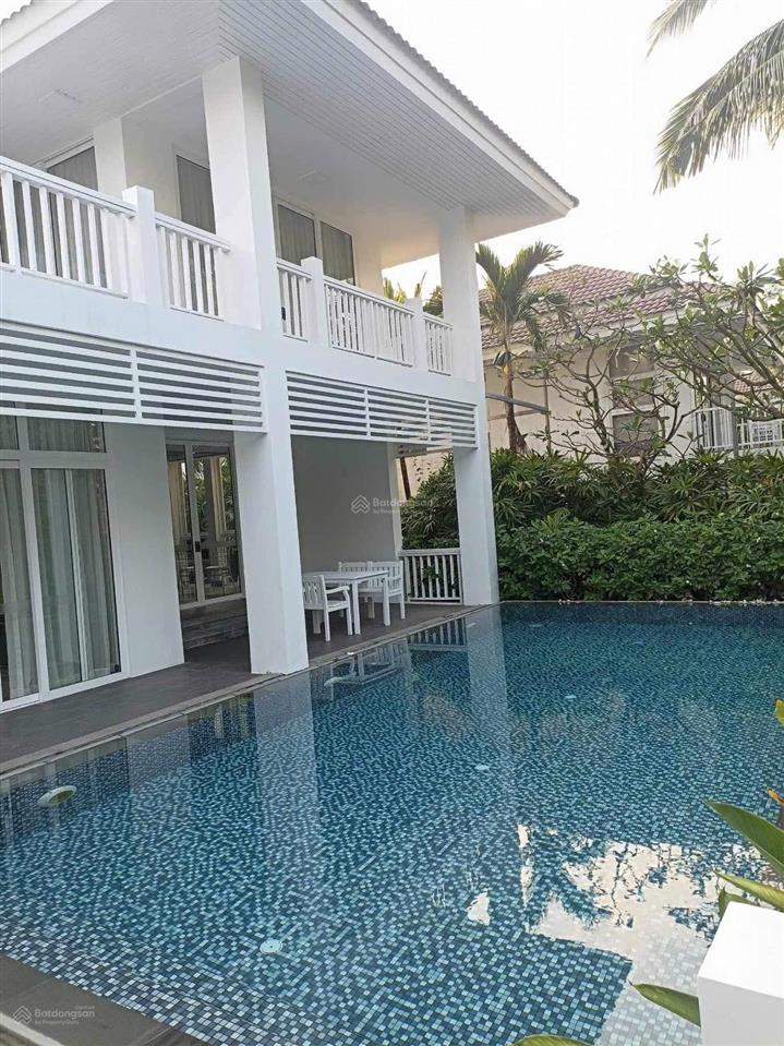 Cực hiếm biệt thự 4pn  840m2 trực diện biển mỹ khê. sở hữu lâu dài  sổ hồng công chứng ngay