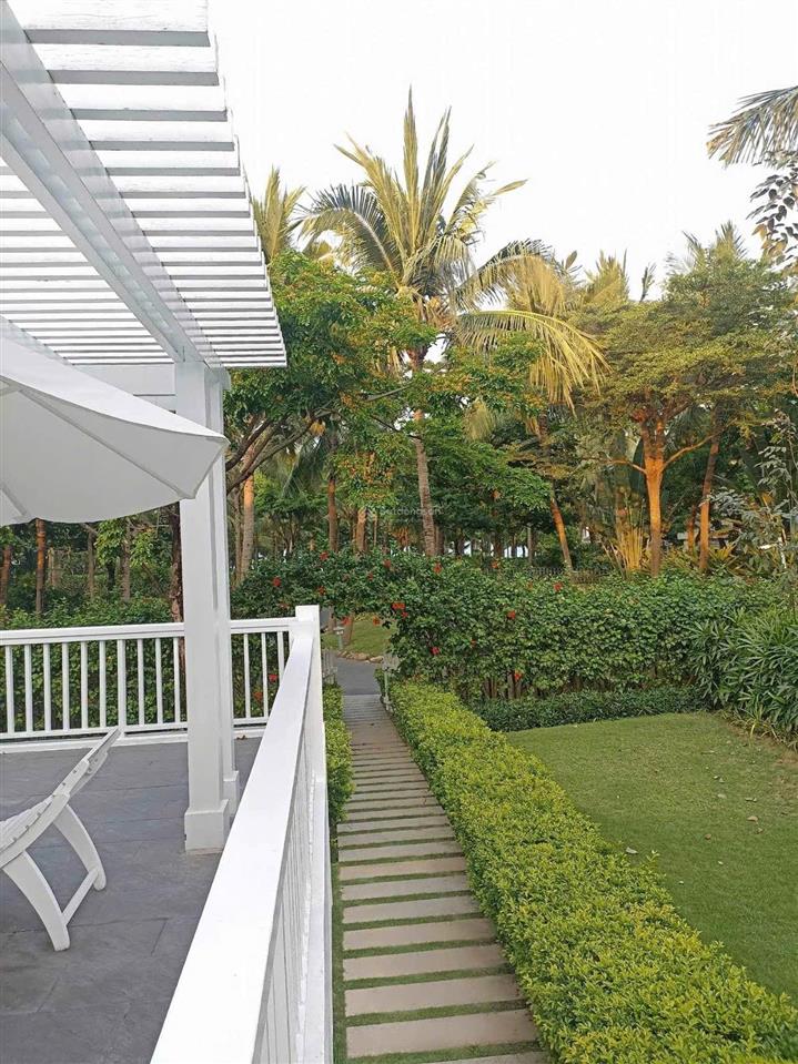Cực hiếm biệt thự 4pn  840m2 trực diện biển mỹ khê. sở hữu lâu dài  sổ hồng công chứng ngay