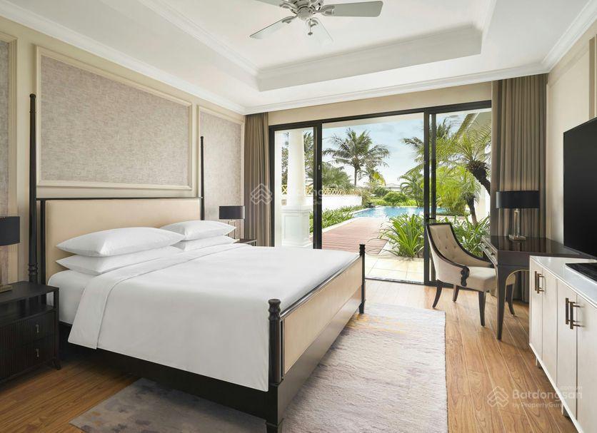 Biệt thự biển 3pn535m2 full nội thất cao cấp. cách bãi biển vài bước chân. lợi nhuận 1,8 tỷ/năm
