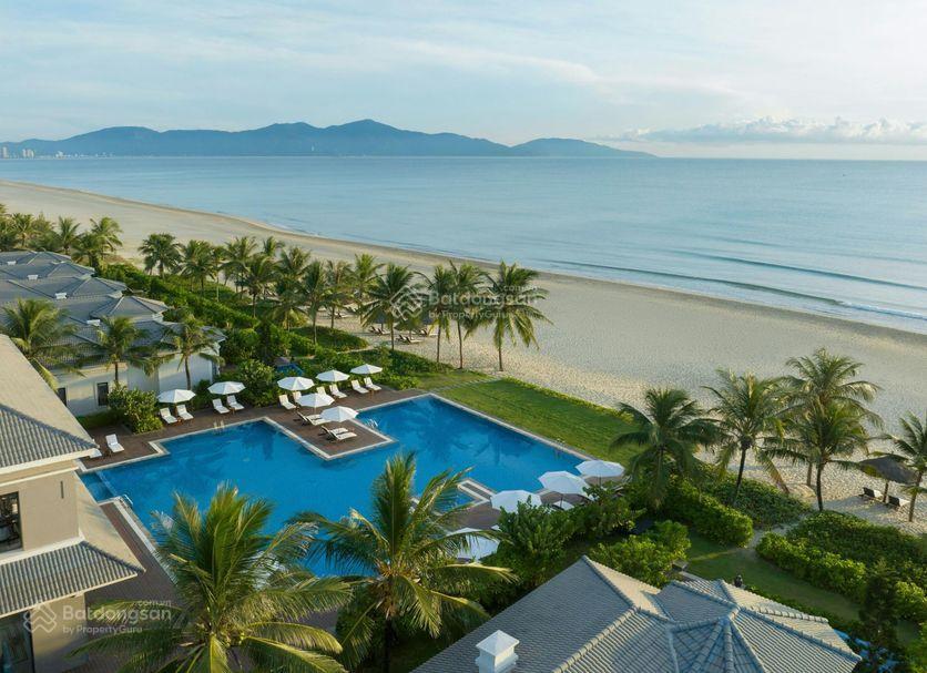 Biệt thự biển 3pn535m2 full nội thất cao cấp. cách bãi biển vài bước chân. lợi nhuận 1,8 tỷ/năm