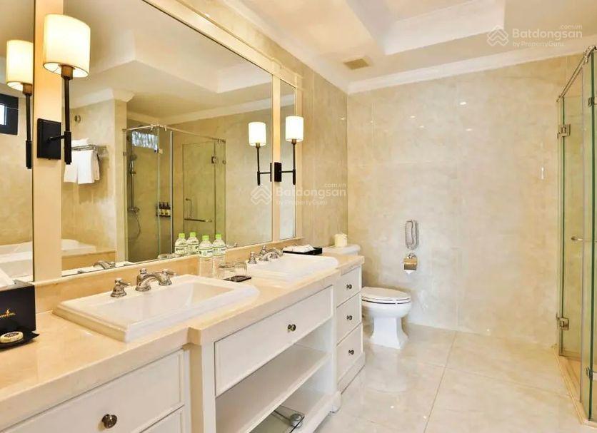 Biệt thự biển 3pn535m2 full nội thất cao cấp. cách bãi biển vài bước chân. lợi nhuận 1,8 tỷ/năm