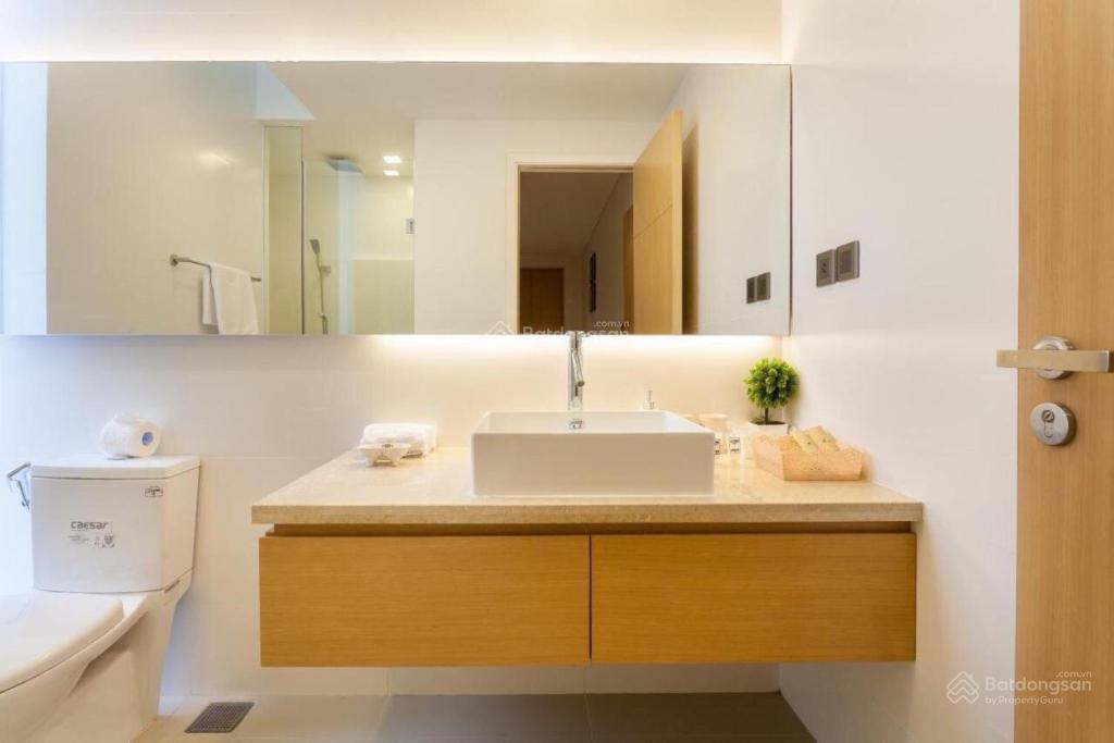 Bán gấp villa góc 3pn  277,6m2 view sân golf brg. sở hữu lâu dài  sổ hồng công chứng ngay