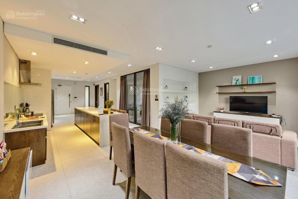 Bán gấp villa góc 3pn  277,6m2 view sân golf brg. sở hữu lâu dài  sổ hồng công chứng ngay