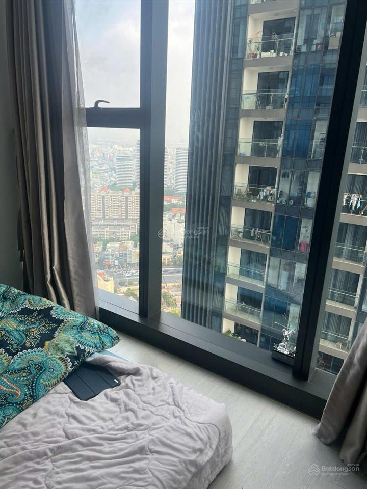 Chỉ 2x tỷ. định cư nước ngoài cần bán căn góc 3pn109m2 tầng cao view sông sài gòn. sổ hồng lâu dài