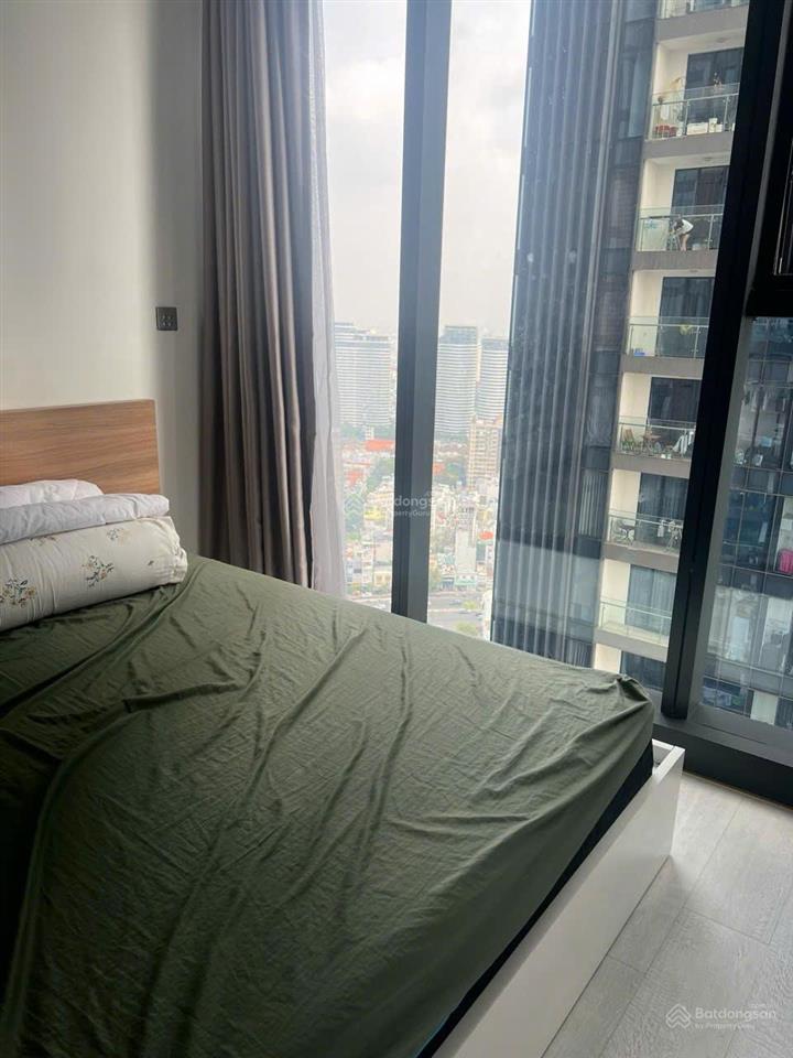 Chỉ 2x tỷ. định cư nước ngoài cần bán căn góc 3pn109m2 tầng cao view sông sài gòn. sổ hồng lâu dài