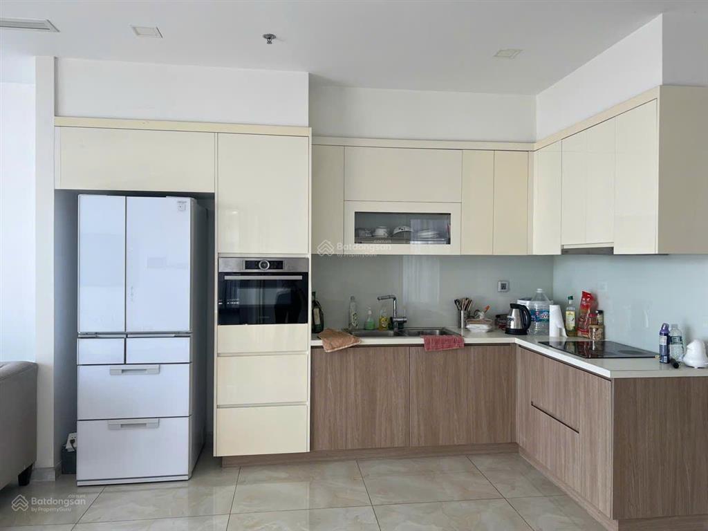 Chỉ 2x tỷ. định cư nước ngoài cần bán căn góc 3pn109m2 tầng cao view sông sài gòn. sổ hồng lâu dài