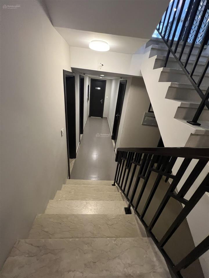 Hạ 4 tỷ còn 3x tỷ căn villa 5pn300m2 ngay mặt biển mỹ khê. sổ đỏ lâu dài sẵn sàng công chứng