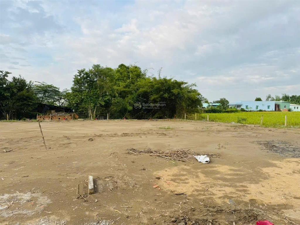 Chính chủ bán lô đất 137,5m² đất thổ cư, sổ hồng riêng, sử dụng lâu dài.