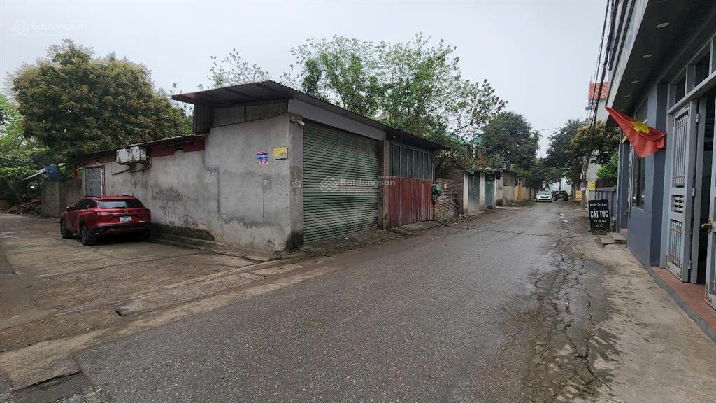 Bán lô đất trục chính kinh doanh thôn nghĩa vũ, xã dục tú. cách đường dẫn cầu tứ liên 500m.
