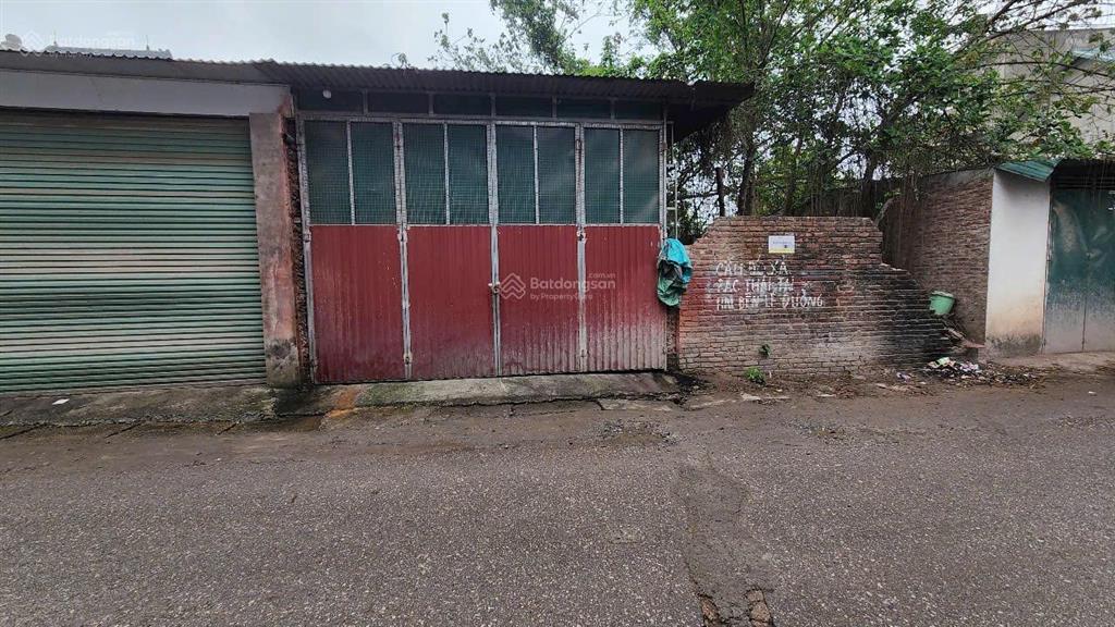 Bán lô đất trục chính kinh doanh thôn nghĩa vũ, xã dục tú. cách đường dẫn cầu tứ liên 500m.