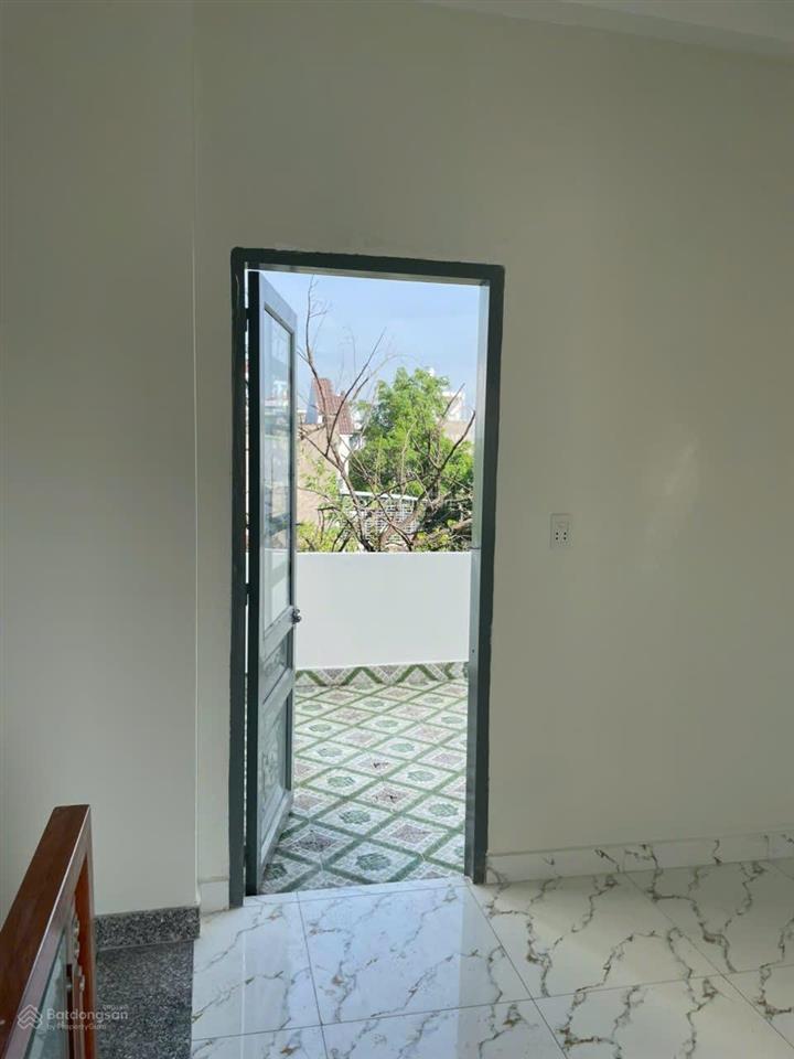 Cho thuê nhà 5x12 hẻm 33, lâm thị hố, 9.5 triệu, 61m2 giá tốt