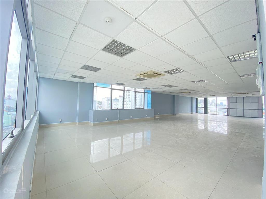 Cho thuê văn phòng quận 10 giá rẻ  giáp quận 3  đường thành thái  dt 100m2 chỉ 8$/m2
