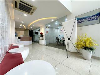 Cho thuê văn phòng quận 4 đường hoàng diệu, 60m2 chỉ 261.090đ/m2 bao pql free ngoài giờ có nội thất
