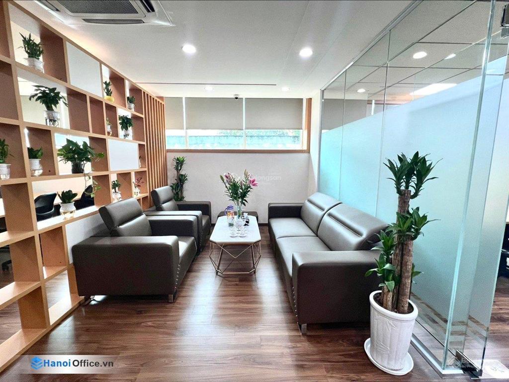 Cần cho thuê văn phòng quận 1 chính chủ giá rẻ  ngay đồng khởi, sàn 135m2,  zalo 0938 046 ***