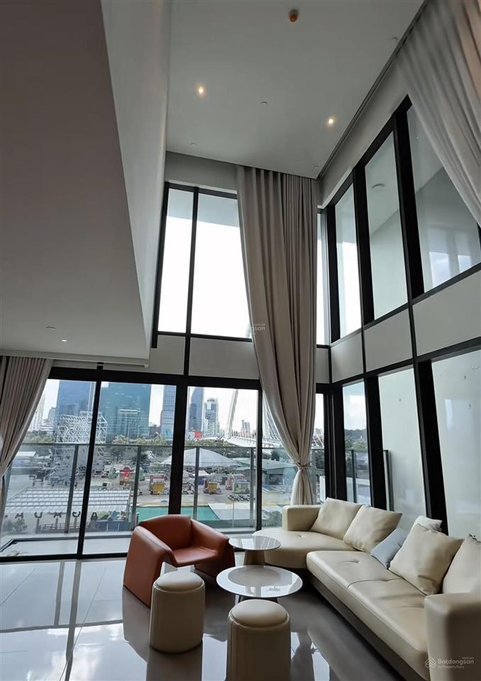 Căn hộ opera  diện tích 251m² 4pn 3wc  view trực diện bitexco  giá tốt