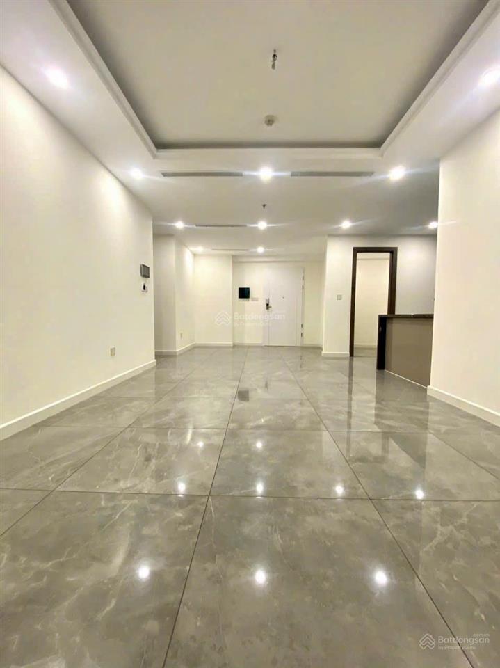 Cho thuê gấp căn 2pn2wc 132m2 sunshine diamond 17tr bao phí quản lý