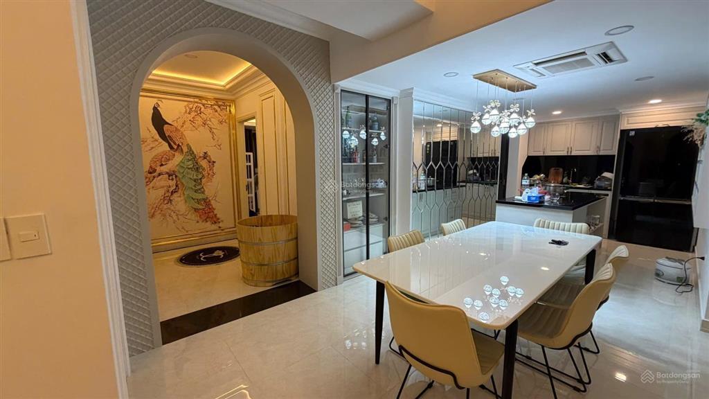 Căn hộ cosmo city, nguyễn thị thập, 7,5 tỷ, 120m2, bán gấp giá tốt nhất dự án