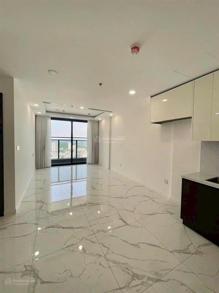 Cho thuê gấp căn 2pn2wc 70m² nội thất cơ bản 13tr sunshine sky city