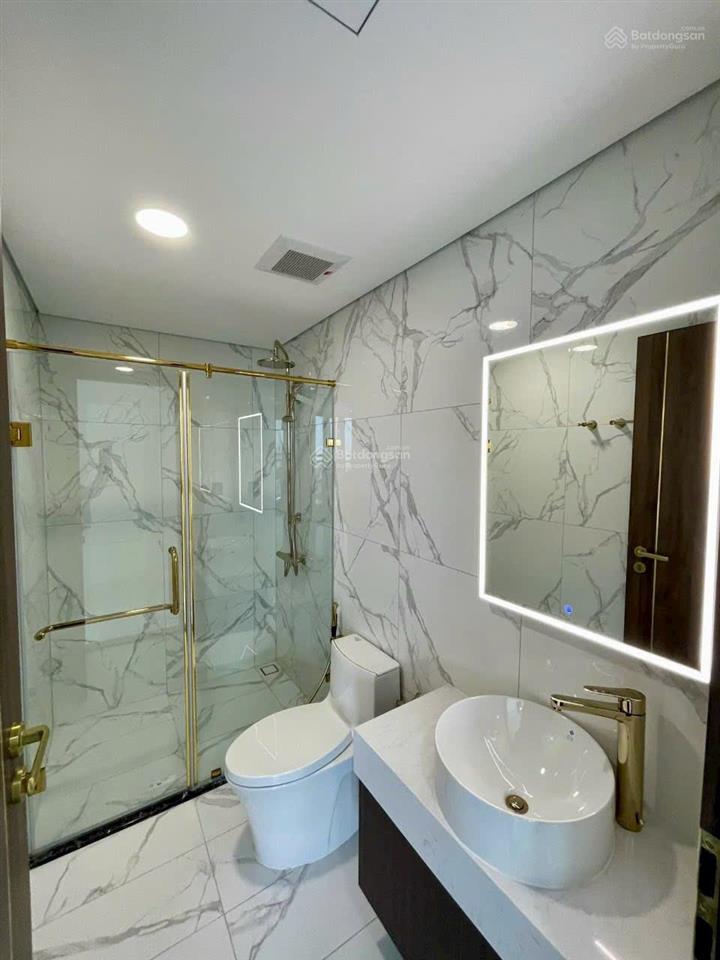 Cho thuê gấp căn 2pn2wc 70m² nội thất cơ bản 13tr sunshine sky city