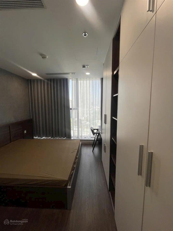 Cho thuê cc sunshine sky city, 16 triệu tl, 70m2, 2pn, 2wc, giá siêu hời tốt tại quận 7, hcm