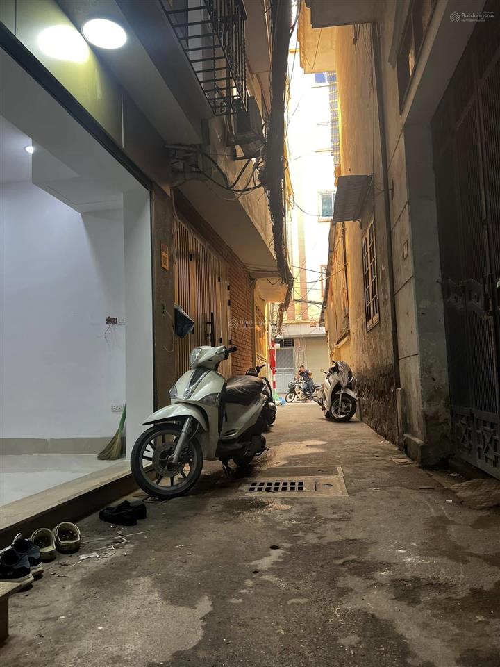 Bán nhà thanh xuân, ba gác tránh, thang máy, 20m ra phố, ở ngay, 38m2x6t, giá 12,9 tỷ