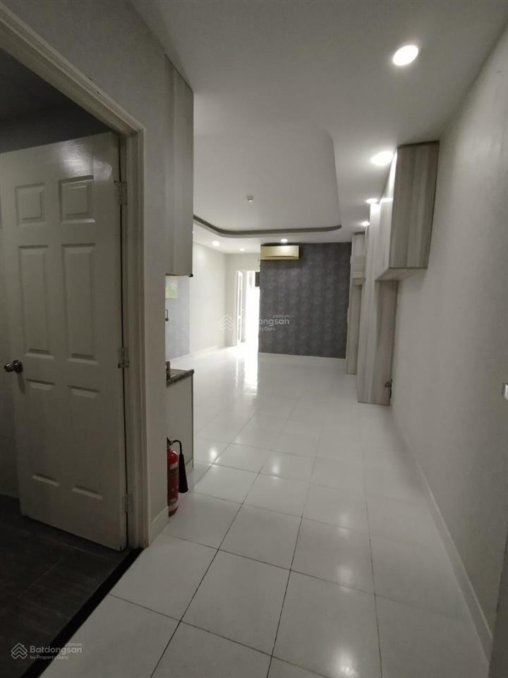 Bán căn hộ có sổ hồng ở 8x đầm sen. căn hộ 47m2  1pn  1wc, giá bán 2.380 tỷ, có hỗ trợ vay