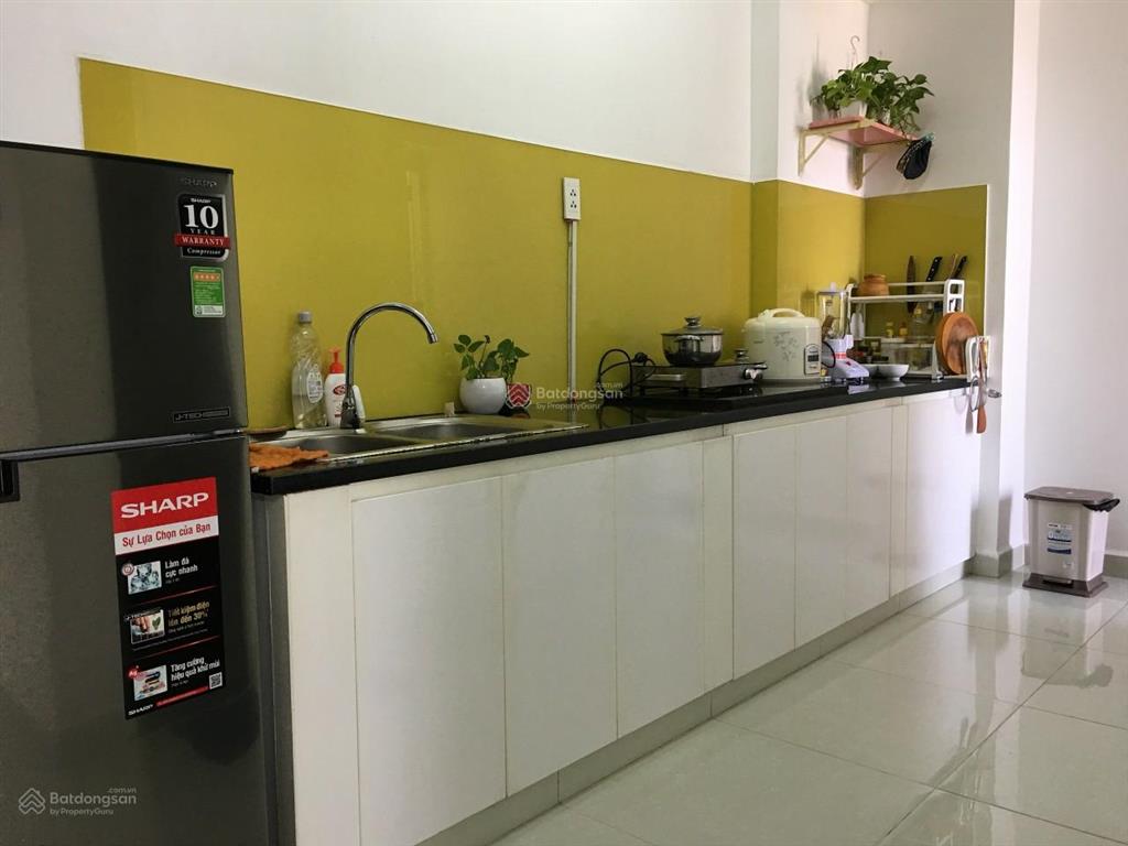 Bán căn hộ 8x plus 2pn 2wc  có sổ hồng sẵn, giá bán 2 tỷ 890tr.  xem nhà 0384 015 ***