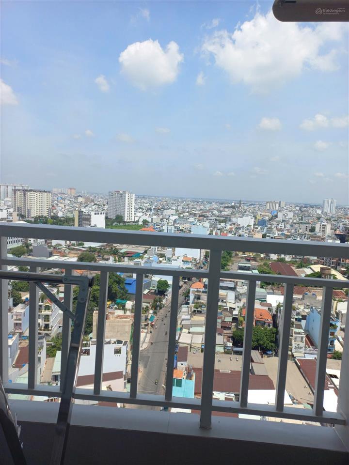 Cần bán căn hộ âu cơ tower sổ hồng riêng. dt 63m2  2pn, giá bán 3.680 tỷ.  xem nhà 0384 015 ***