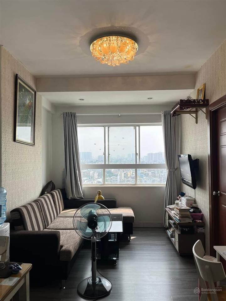 Bán ch sài gòn town 60m2, 2 phòng ngủ. giá tốt 2.220 tỷ, hợp đồng mua bán,  0384 015 *** xem nhà