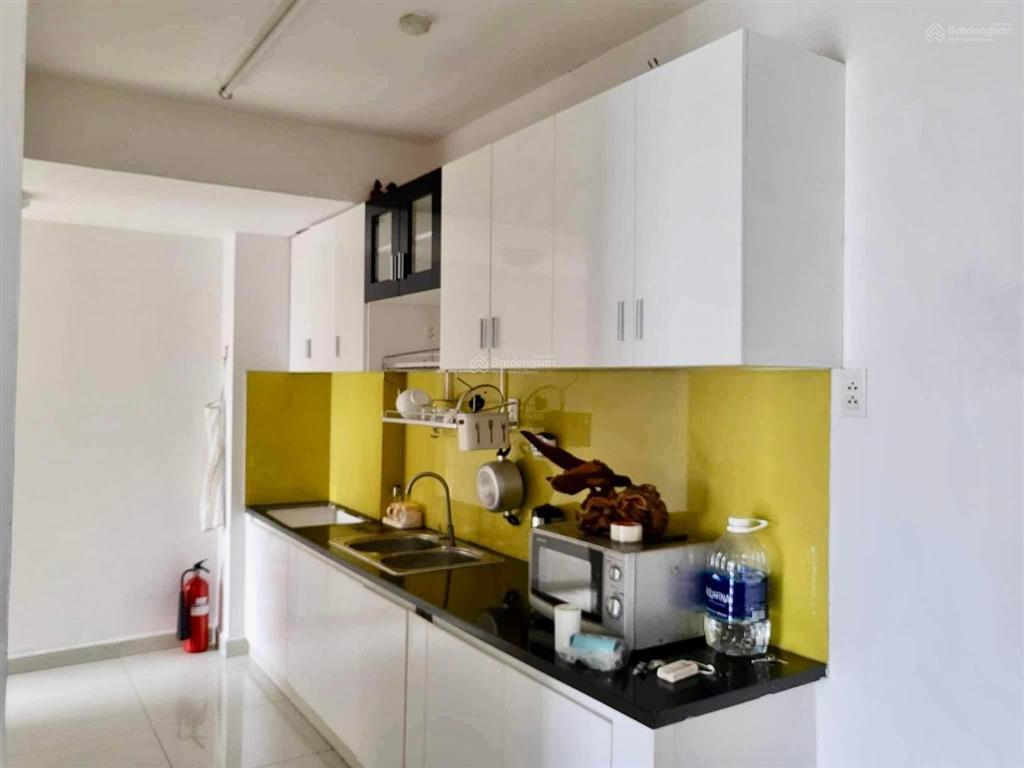 Bán căn hộ 8x plus trường chinh. 62m2  2pn  2wc. sổ hồng riêng, giá bán 2.880 tỷ.