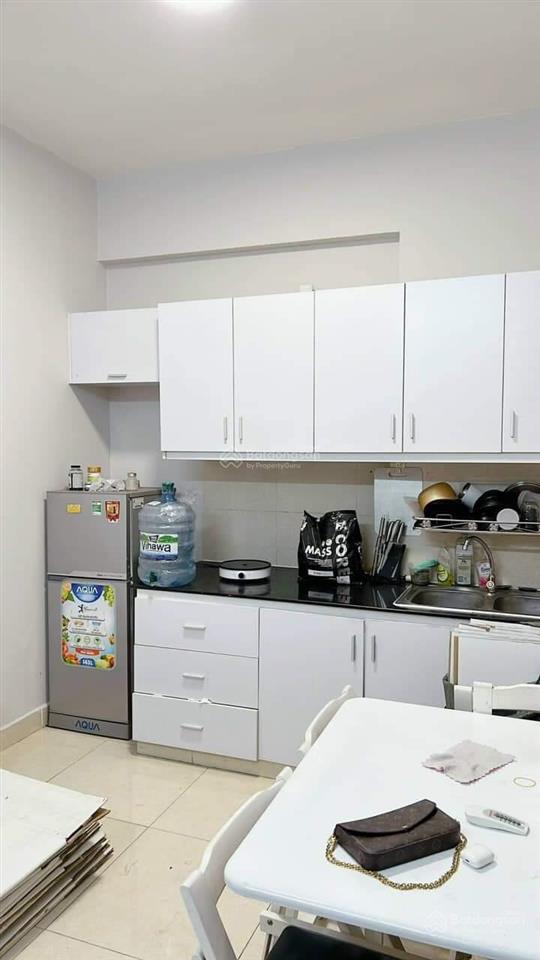 Cần bán căn hộ idico tân phú. 50m2  2pn, giá bán 2 tỷ 350. mua bán công chứng sang tên
