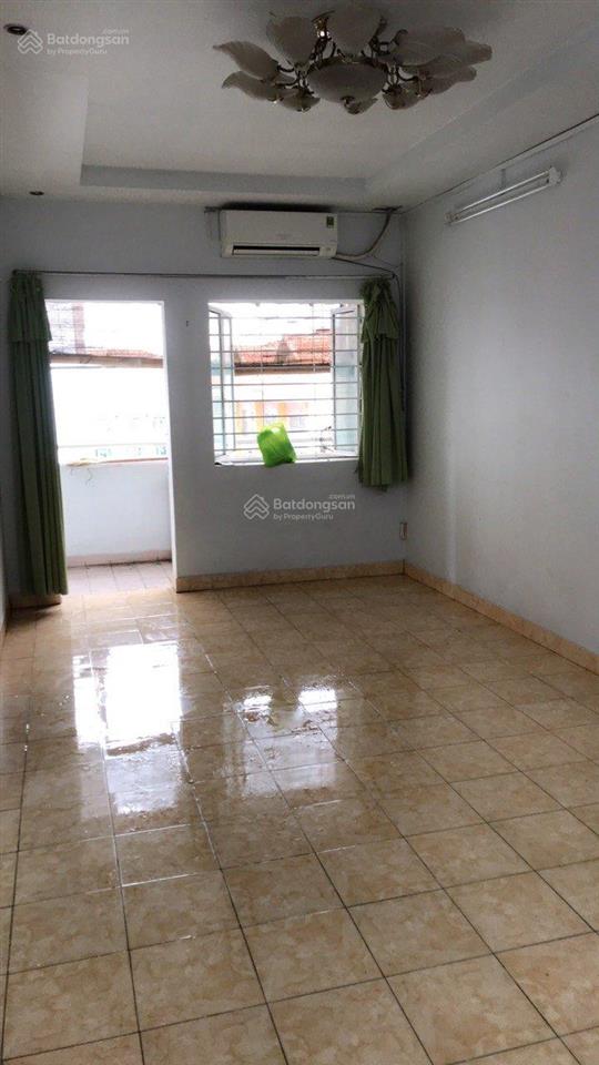 Bán chung cư bàu cát ii 52m, 2pn, tầng thấp, giá chỉ 2.7 tỷ. sổ hồng lâu dài