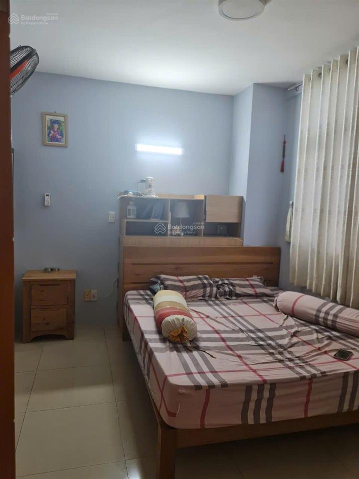 Bán căn hộ hoàng kim thế gia  3pn thoáng mát sổ hồng đầy đủ, giá 3 tỷ 2. gọi số 0384 015 *** xem nhà