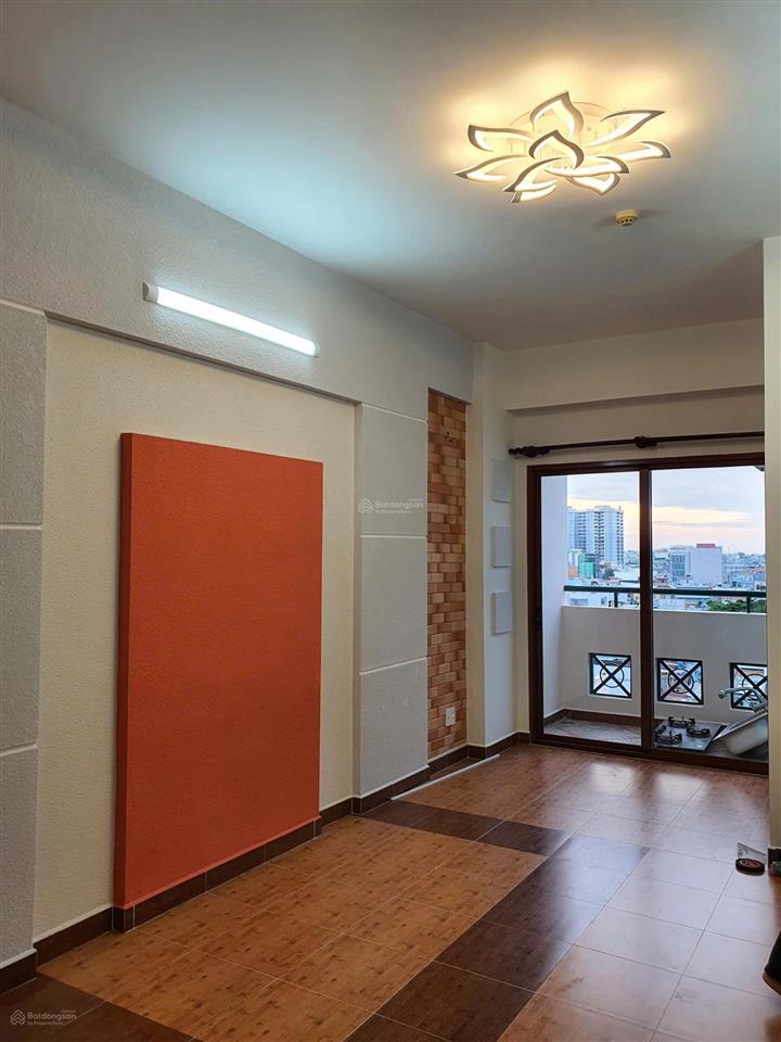 Cần bán căn hộ khang phú 74m²  ban công rộng  2pn|2wc  bán giá 3,5 tỷ  sổ hồng riêng.