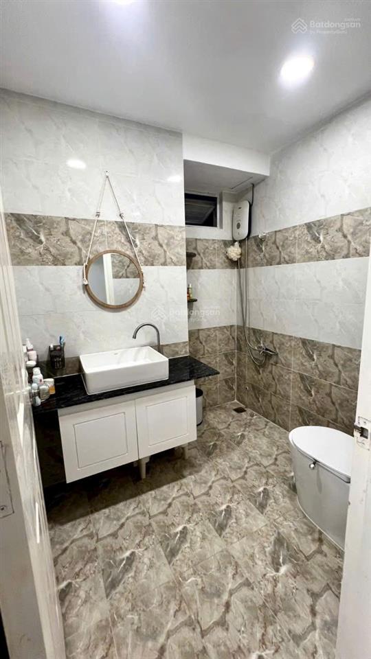 Cần bán chung cư baybylon đường âu cơ quận tân phú, 50m2, 1pn, sổ hồng riêng.