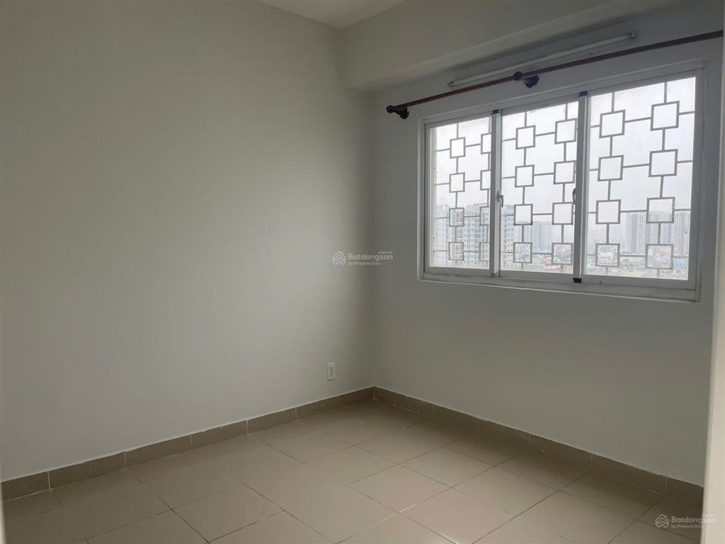 Lotus garden 3pn sổ hồng riêng, giá bán 4 tỷ, ban công phòng khách