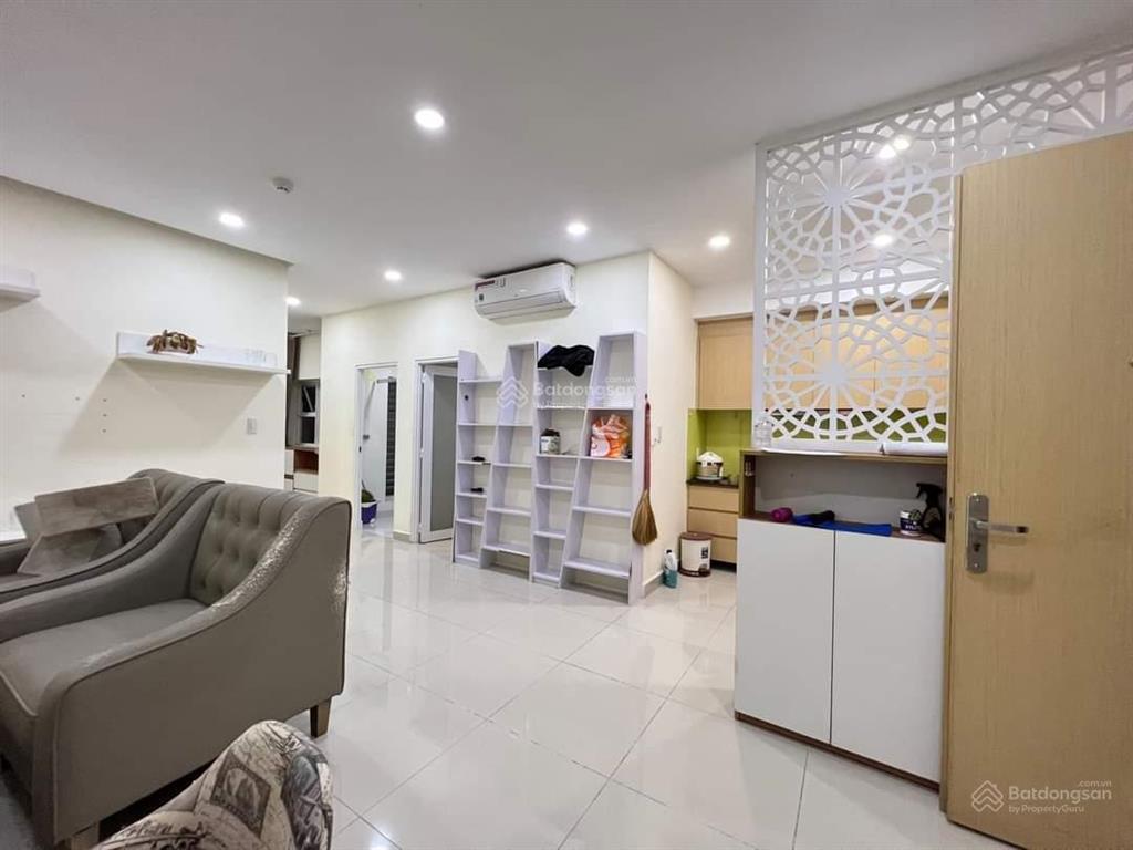 Bán căn hộ có sổ hồng  2pn tại cc oriental plaza, q. tân phú, giá bán 4.5 tỷ