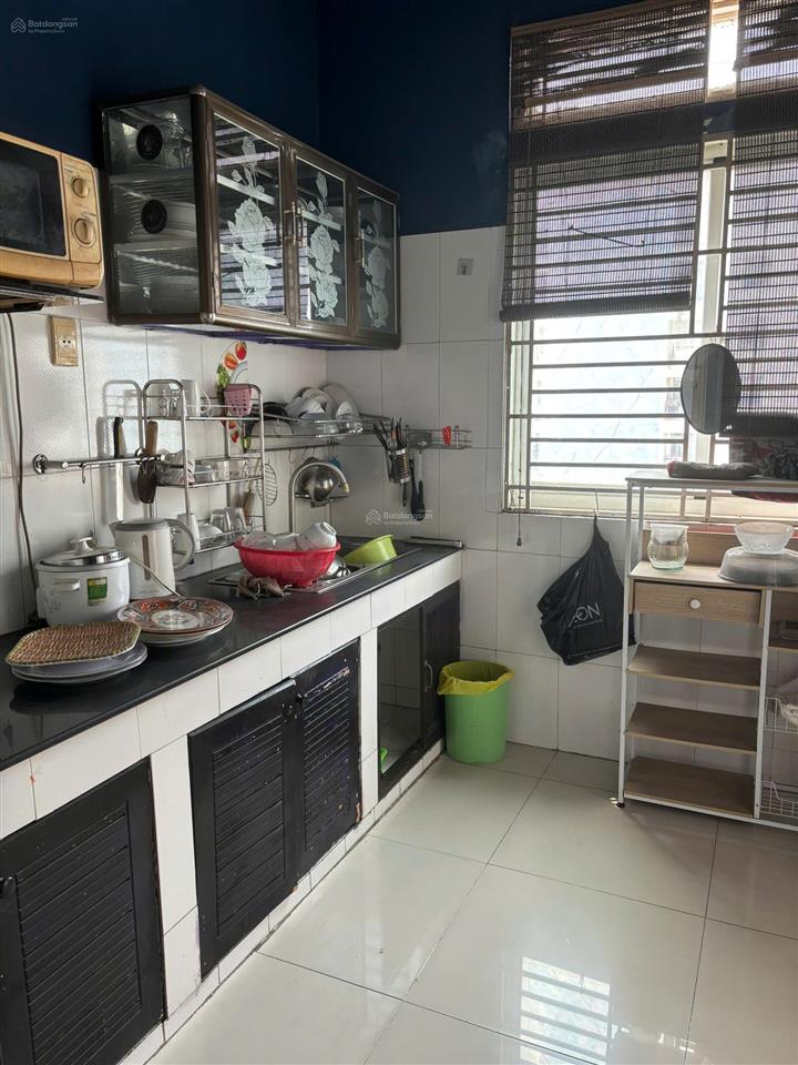 Bán chung cư 312 lạc long quân 64m2 tại quận 11. 2pn  2wc  bán giá 3 tỷ 4.  0384 015 ***
