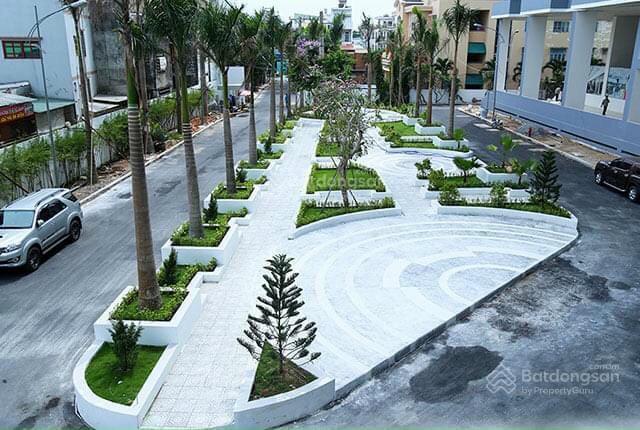 Bán căn hộ 8x đầm sen với diện tích 64m2  2pn. bán giá 2 tỷ 8  sổ hồng riêng,  0384 015 ***