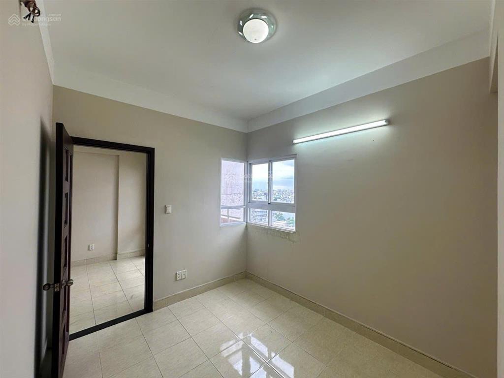 Cần bán khang gia gò vấp  sổ hồng có sẵn. 71m2  2pn  giá bán 2 tỷ 8 thương lượng.