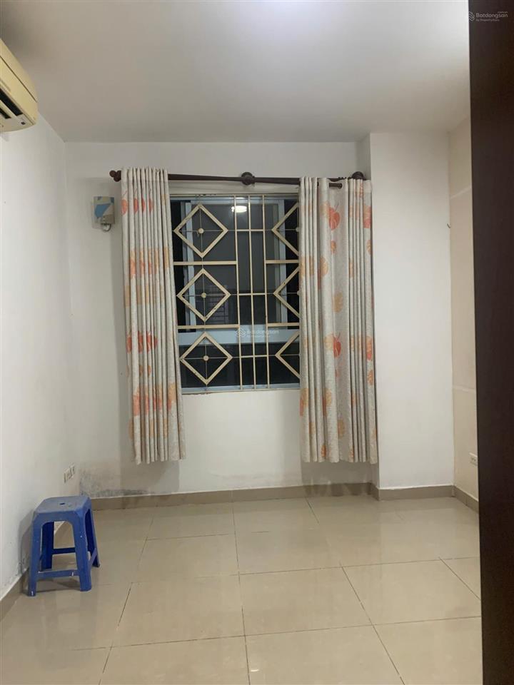Cần bán chung cư sacomreal 584 với diện tích 76m2, 2pn 2wc  giá bán 3,4 tỷ.  0384 015 *** xem nhà