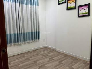 Bán căn hộ sài gòn town có diện tích 65m2, 2pn 2wc, bán giá 2 tỷ 250, giáp q tân bình.
