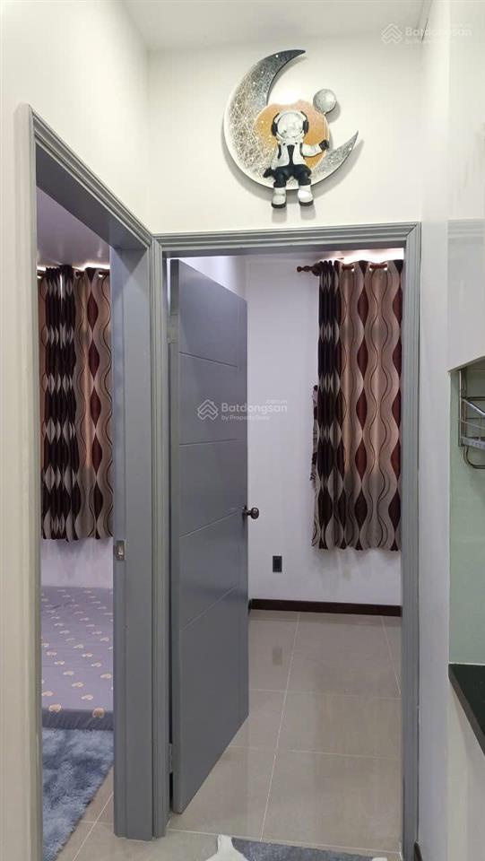 Bán căn hộ hoàng kim thế gia có sổ riêng. 75m2  3pn  2wc  giá bán 3 tỷ 2.  0384 015 *** xem nhà