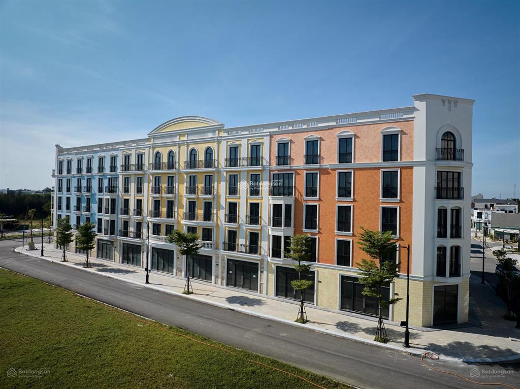 Gđ bán gấp shophouse sun sầm sơn quảng trường biển giá cắt lỗ sâu